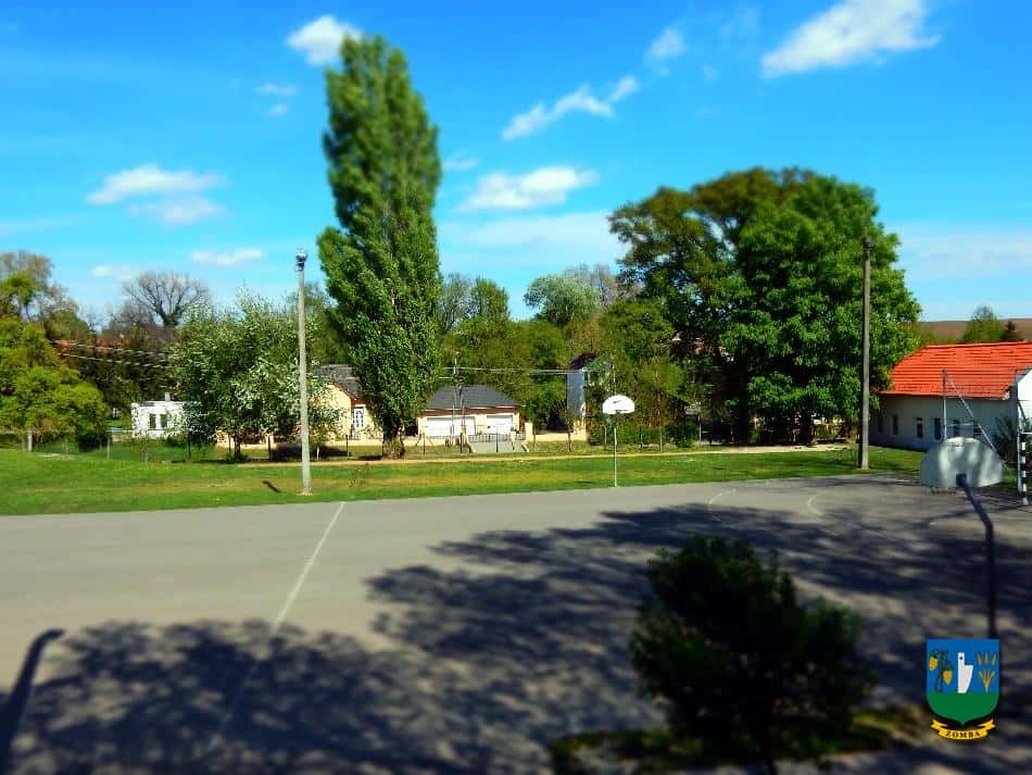 2016. Tavasz
