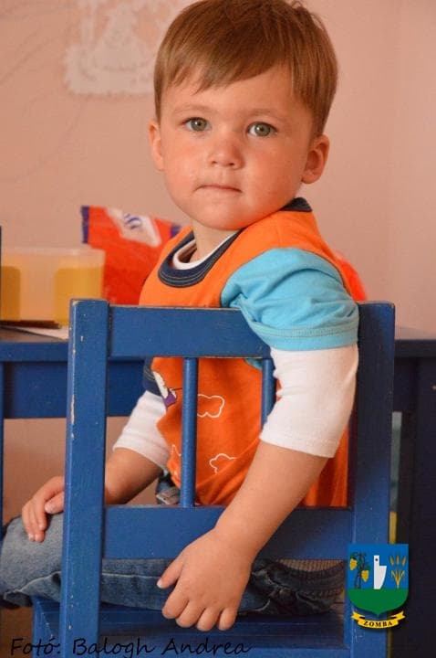 Védőnői szolgálat és babajátszó