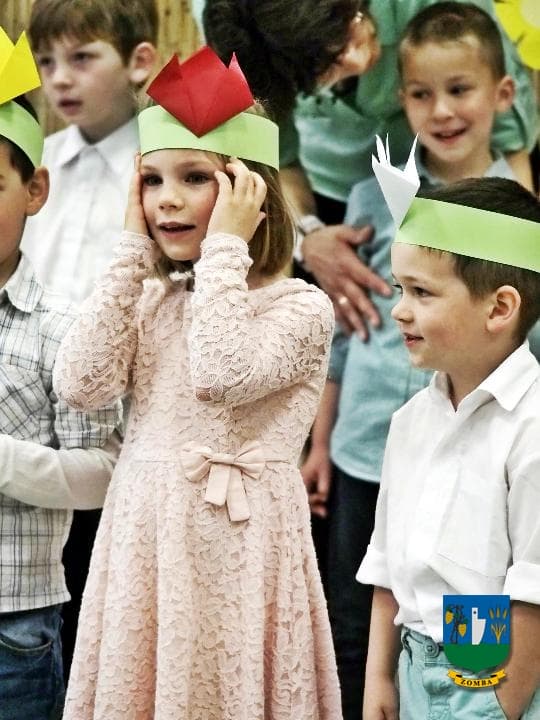 2016. május 12. Anyák napi évzáró, Halacska csoport