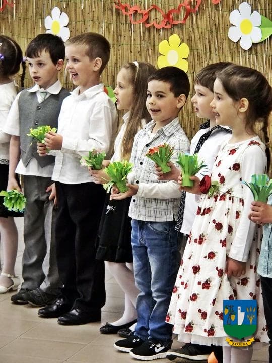 2016. május 12. Anyák napi évzáró, Halacska csoport