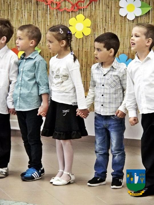 2016. május 12. Anyák napi évzáró, Halacska csoport