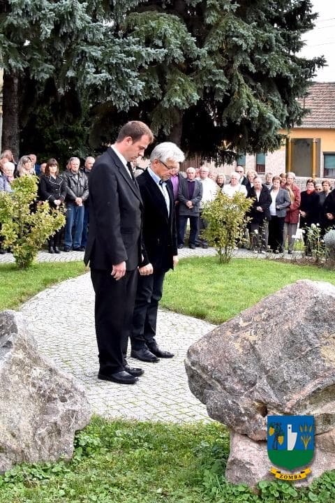2017. október 6. Idősek világnapja