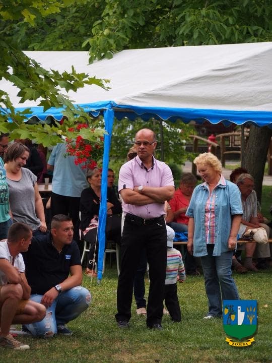 2015. Falunap