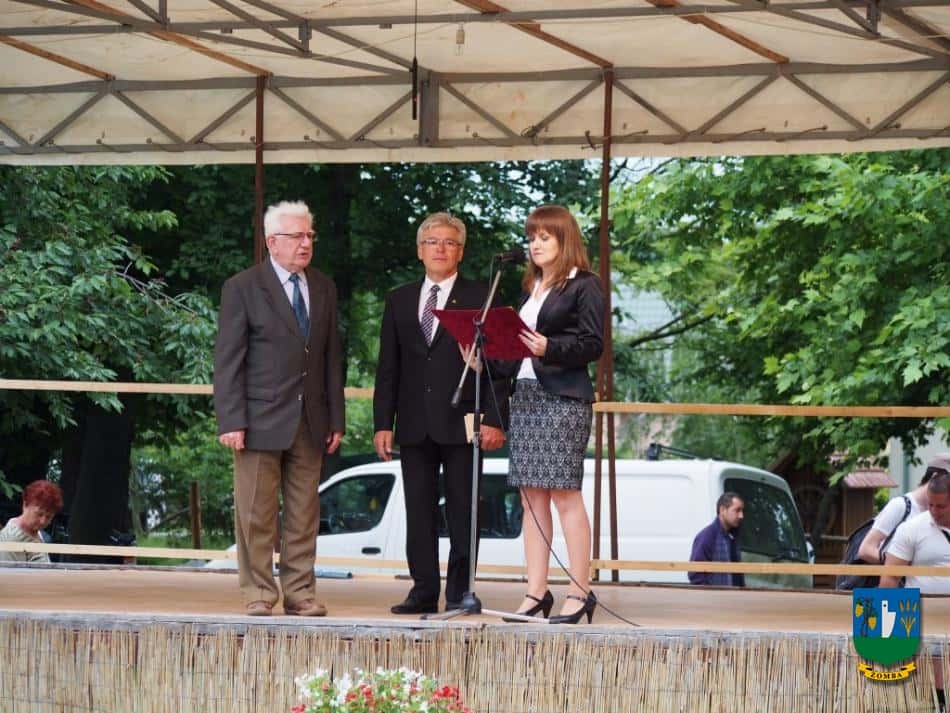 2015. Falunap