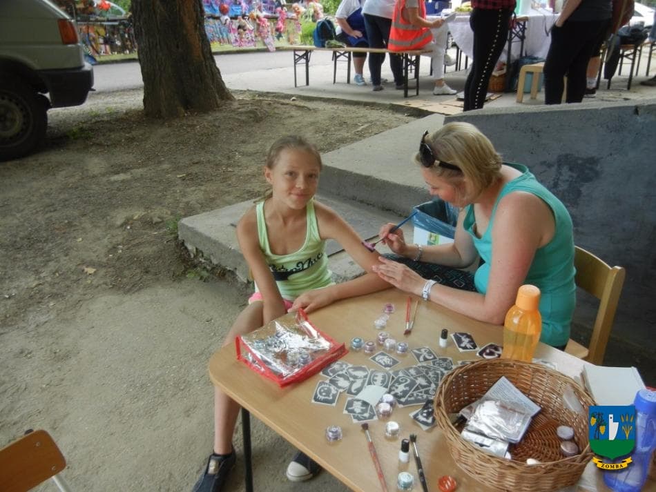 2015. Falunap