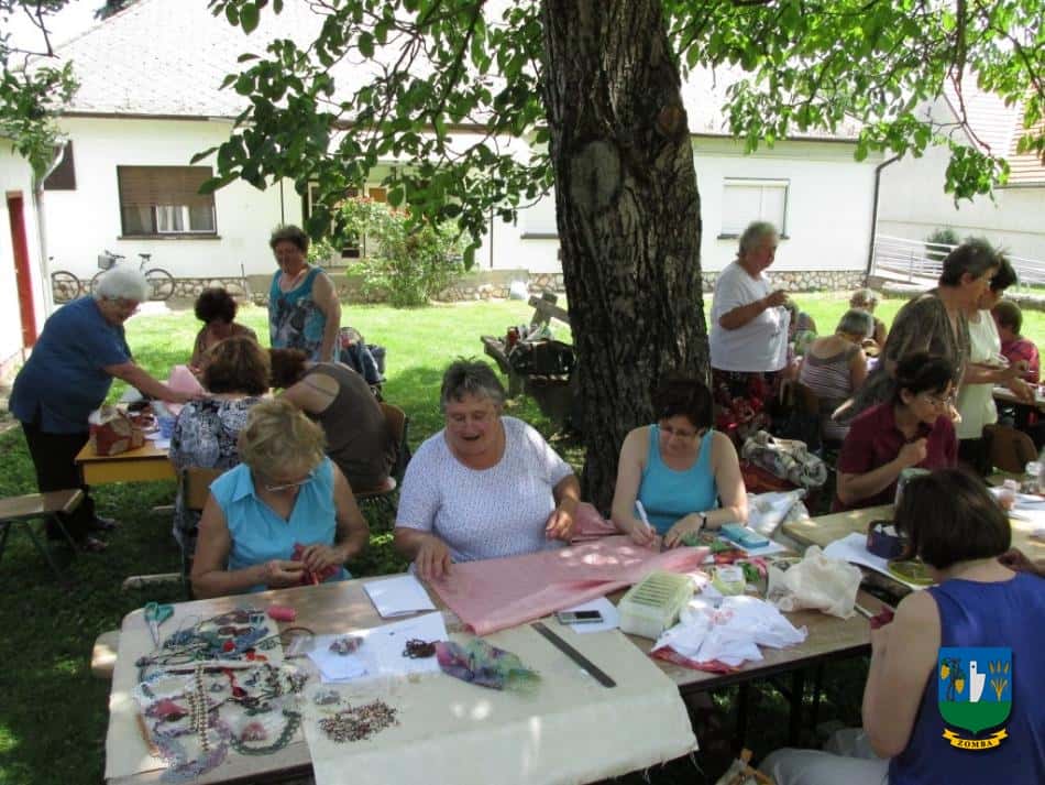 2015. Június 13. Varrjunk a szabadban