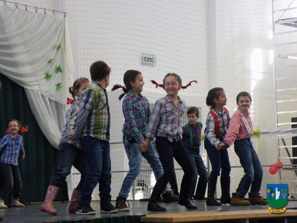 2016. február 6. Iskolás farsang
