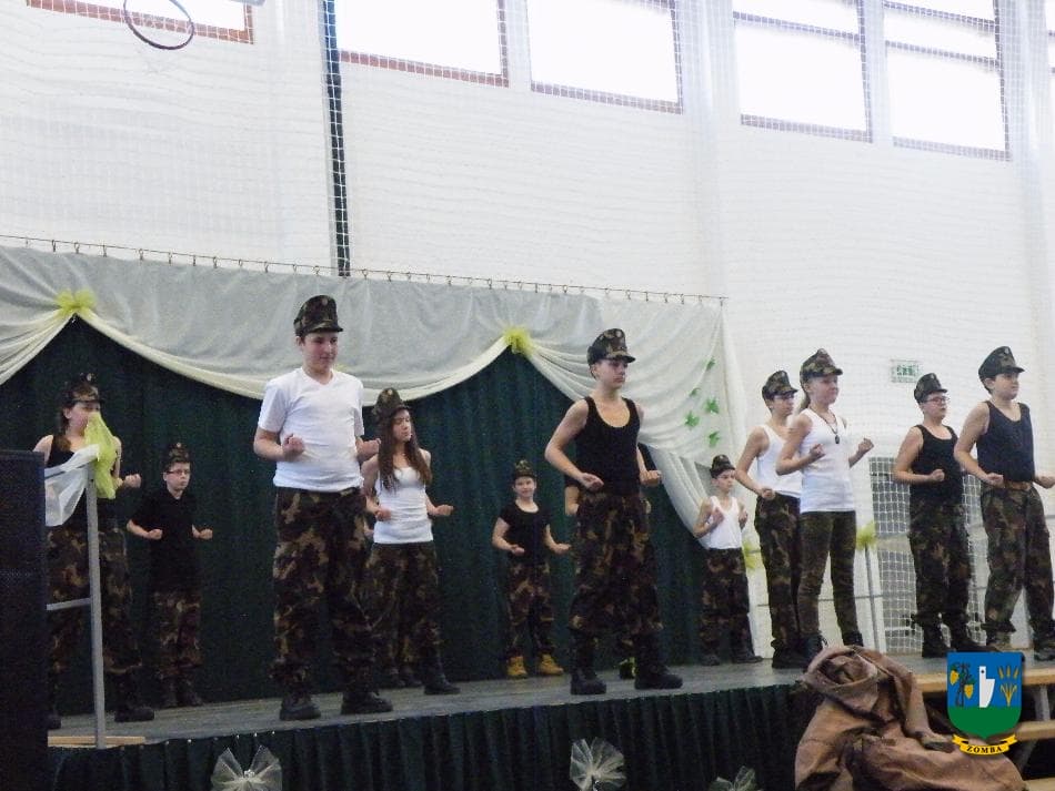 2016. február 6. Iskolás farsang