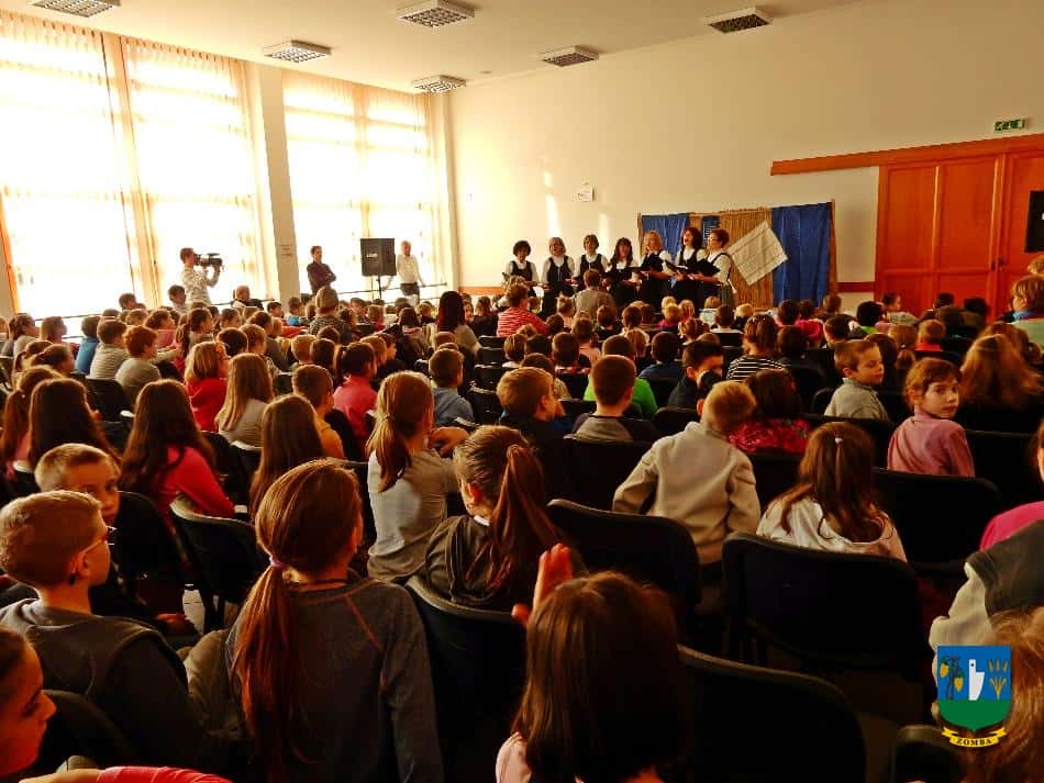 2016. november 9. Nemzetiségek és Kultúrák Hete, Márton Áron kiállítás