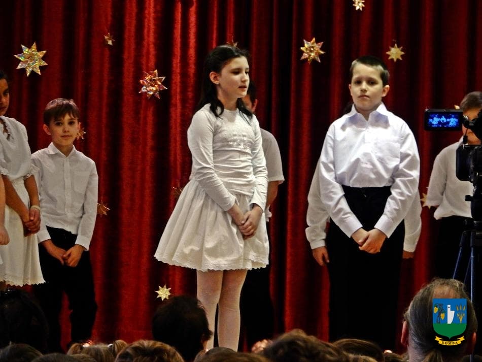 2015. december 18. Iskolás Karácsony