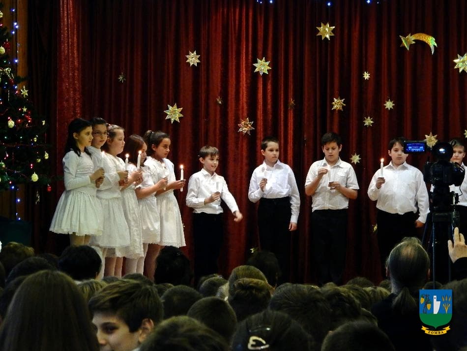 2015. december 18. Iskolás Karácsony