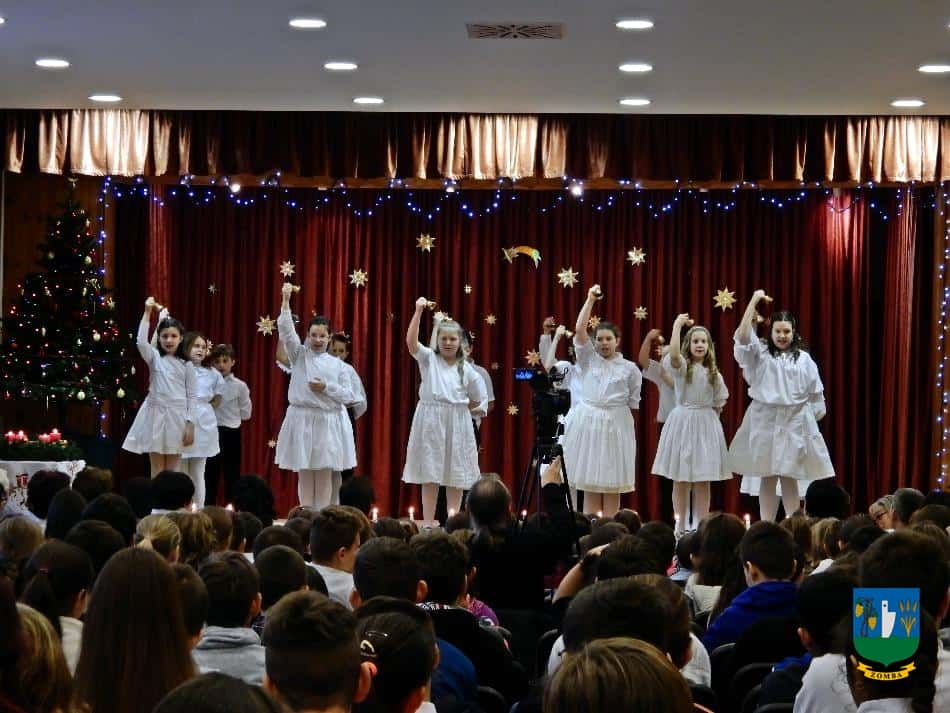 2015. december 18. Iskolás Karácsony