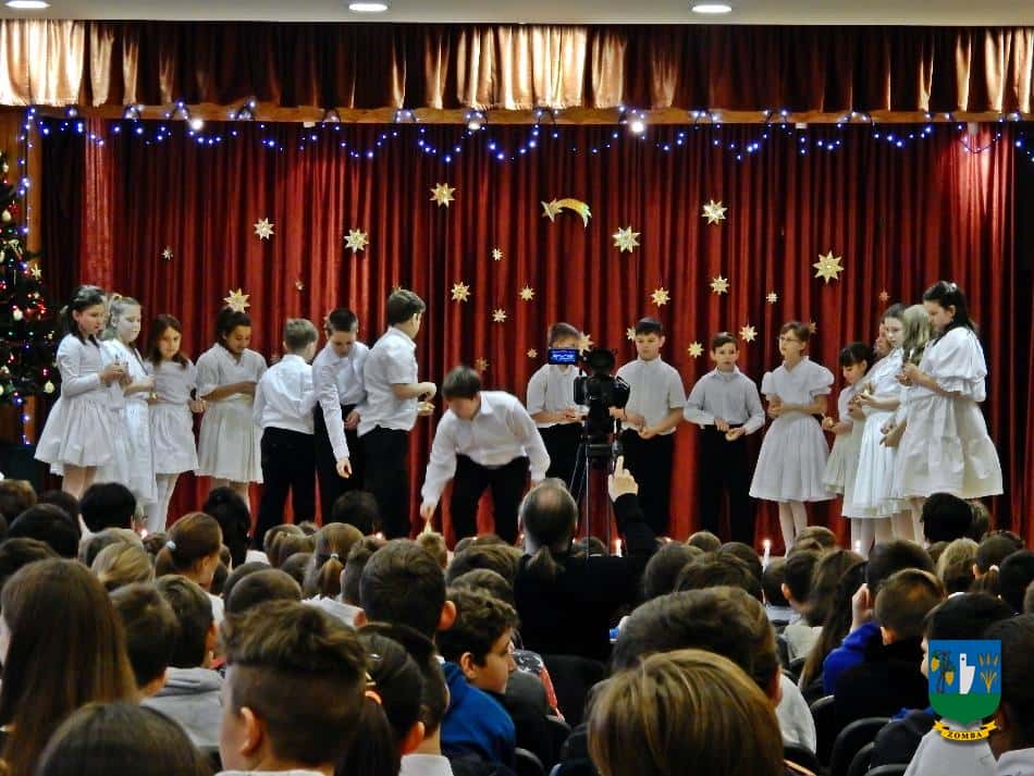 2015. december 18. Iskolás Karácsony