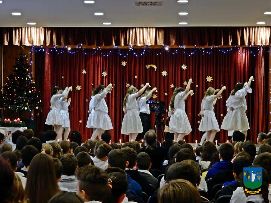 2015. december 18. Iskolás Karácsony