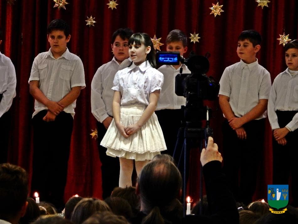 2015. december 18. Iskolás Karácsony
