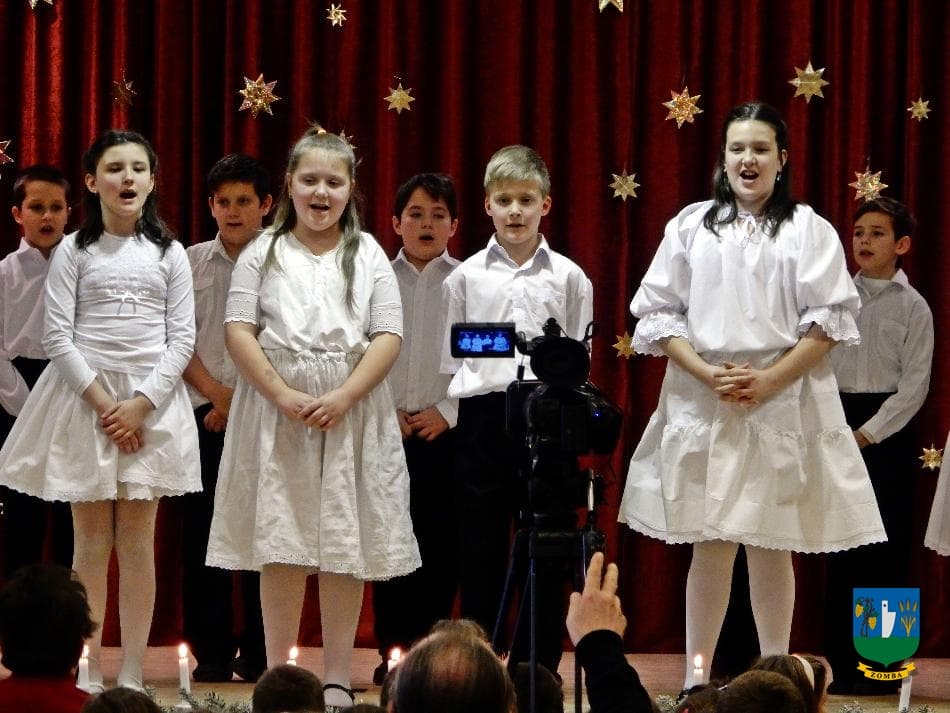 2015. december 18. Iskolás Karácsony