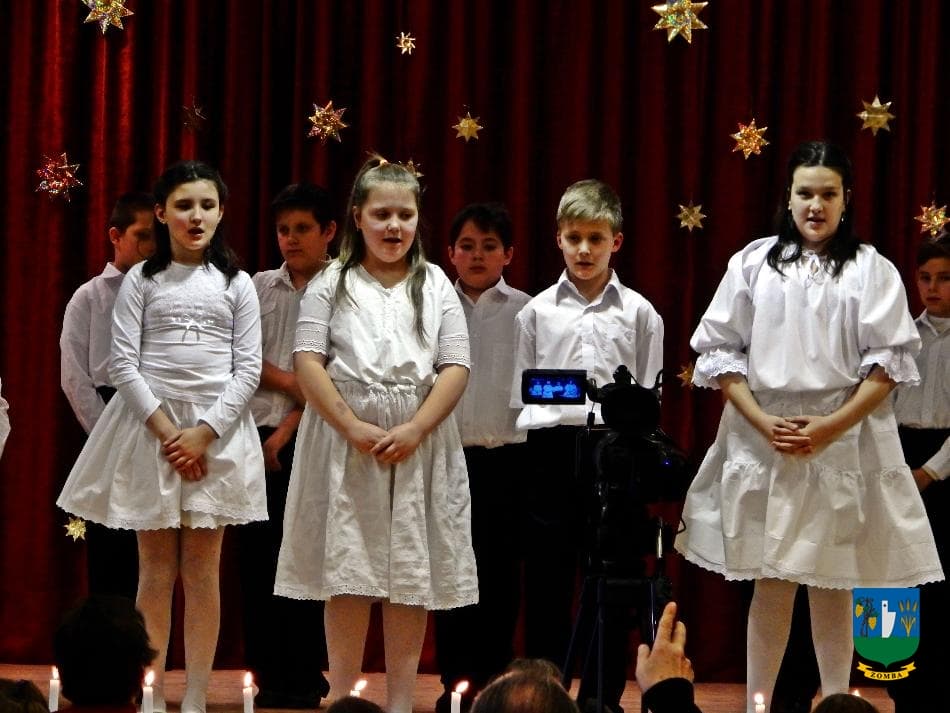 2015. december 18. Iskolás Karácsony