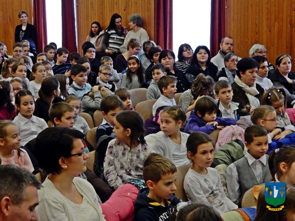 2015. december 18. Iskolás Karácsony