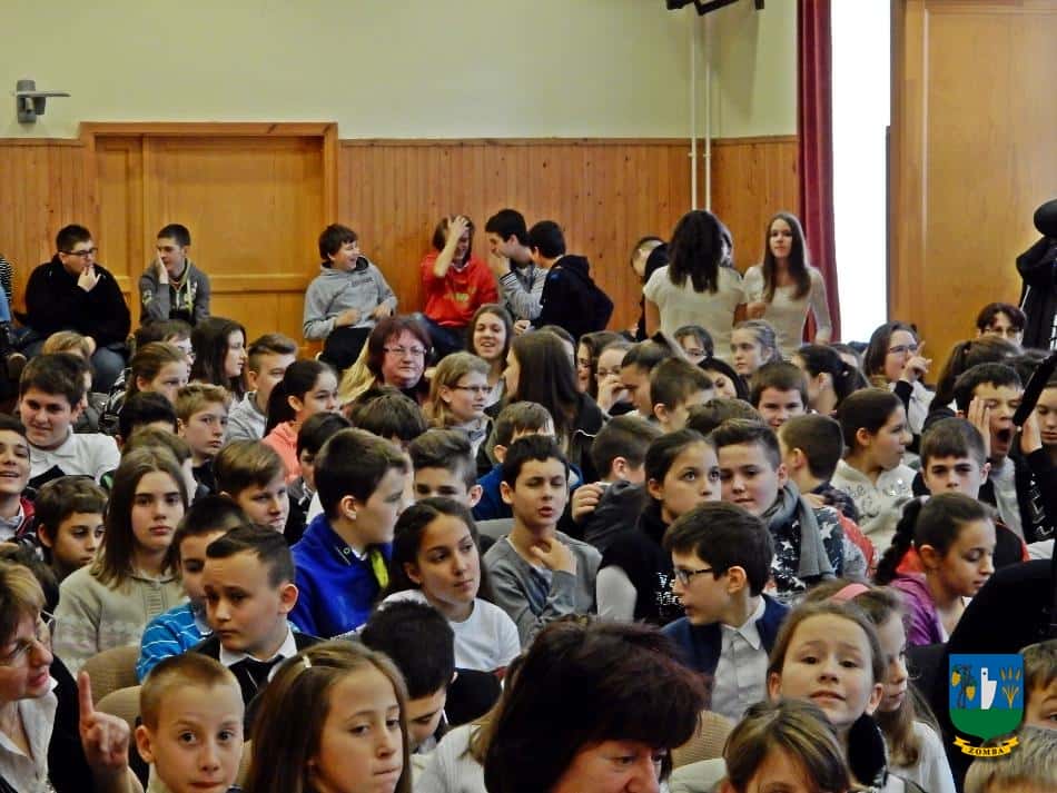 2015. december 18. Iskolás Karácsony