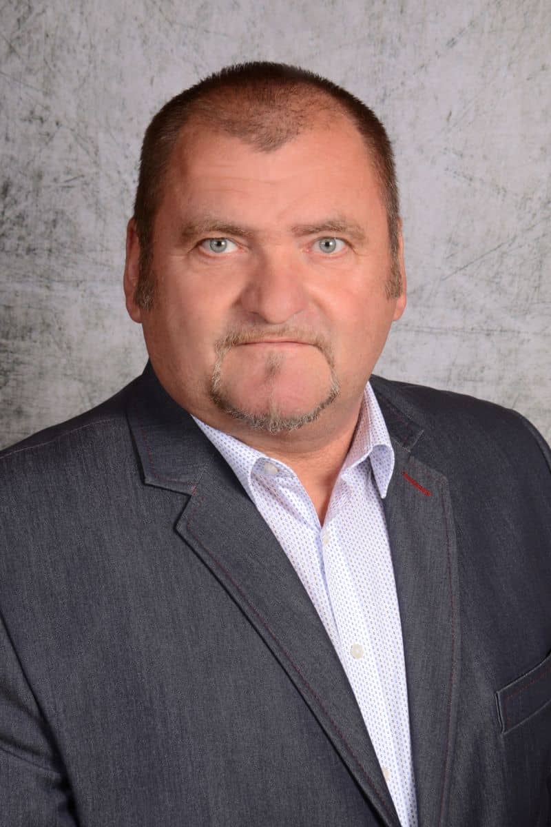 Hirnikl György