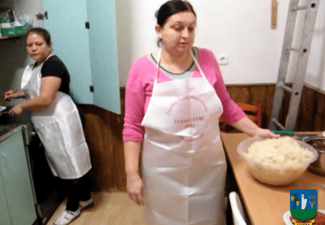 Ingyenes ételosztás